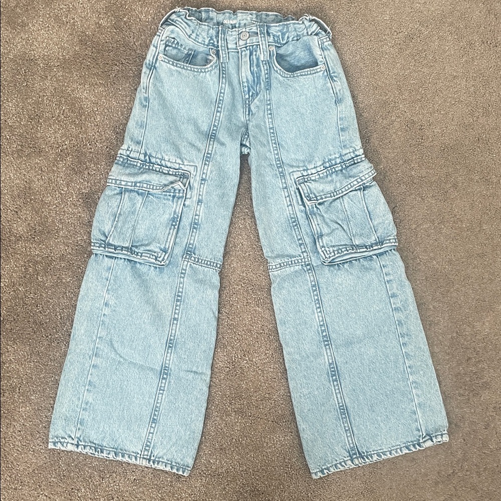 Old Navy Girl’s Light Wash Baggy Denim Cargo Pants